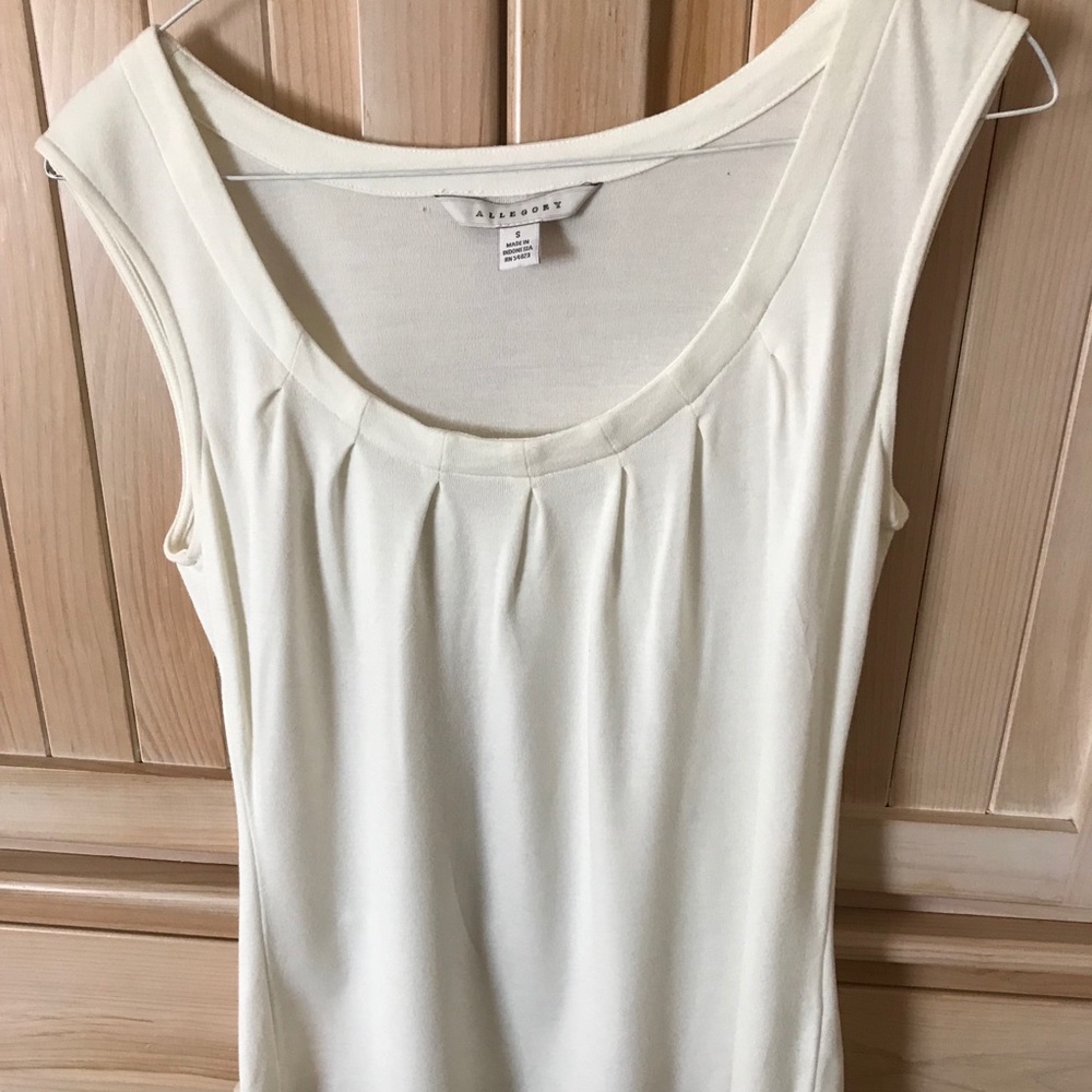 Allegory white pleated tank